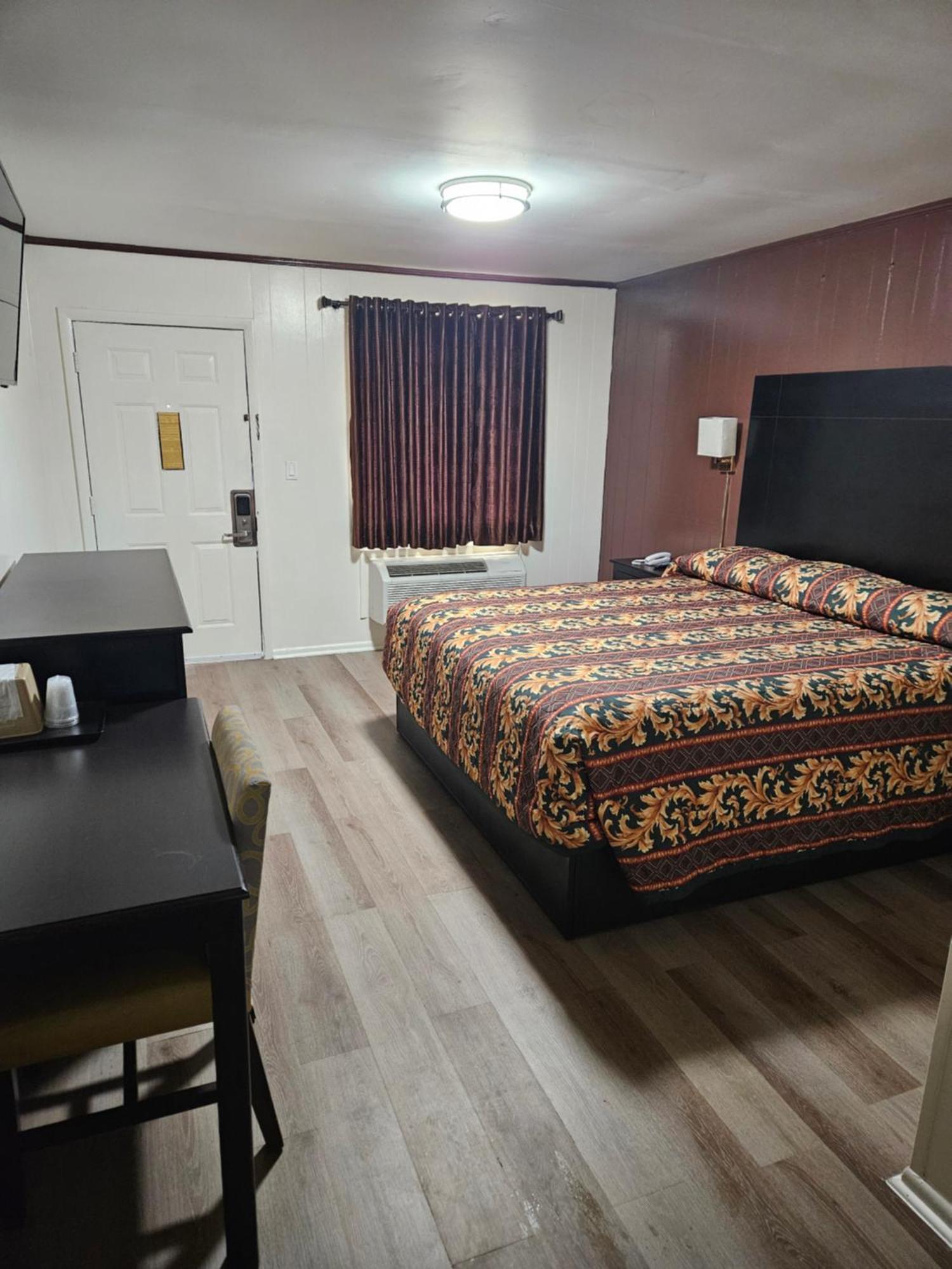 Traveler'S Inn Roanoke ภายนอก รูปภาพ